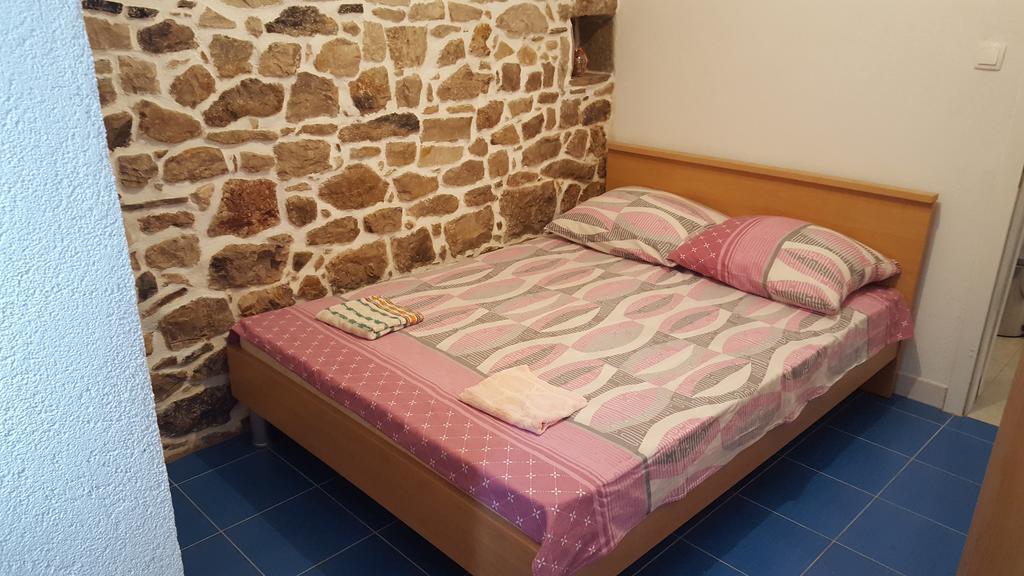 Holiday House Popovic Sućuraj Esterno foto